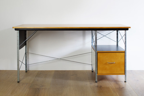 Eames Desk Unit / Herman Miller | BUILDING