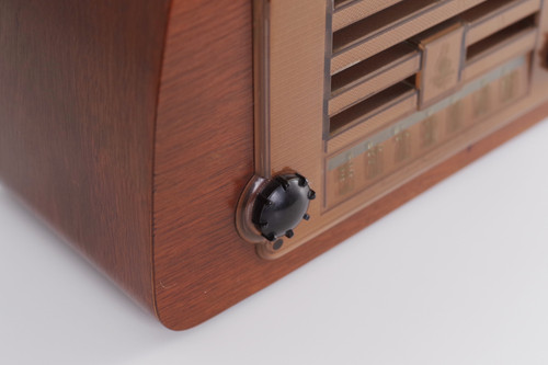 Radio model 588A / Emerson Radio Corporation | BUILDING
