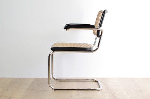 S64 / Thonet | BUILDING