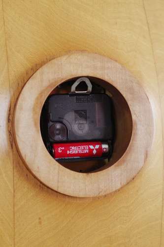 Clock #4758 / Howard Miller | BUILDING