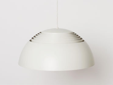 AJ Royal / Louis Poulsen