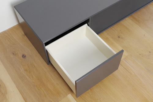 Montana System Shelf - TV Board / Montana | BUILDING