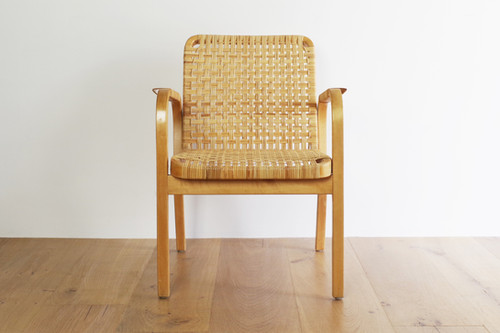 No.45 Arm Chair / Artek | BUILDING