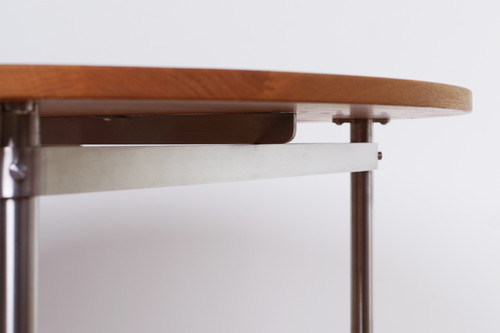 CH388 / Carl Hansen & Son | BUILDING