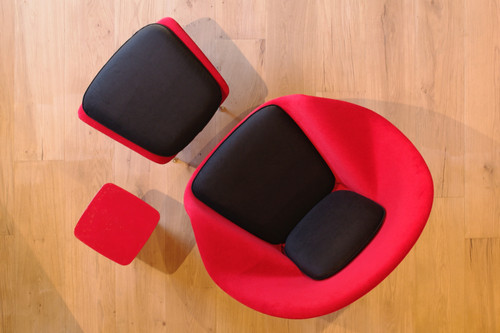 Womb Chair / Knoll | BUILDING