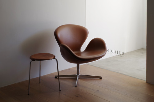 Stool 3170 / Fritz Hansen | BUILDING