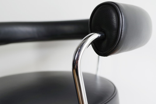 LC7 / Cassina | BUILDING