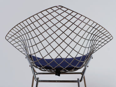 Kid's Diamond Chair / Knoll