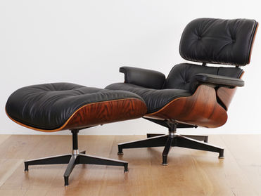Eames Lounge Chair & Ottoman / Herman Miller