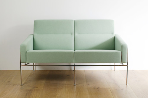 Series 3300 / Fritz Hansen | BUILDING