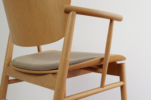 フリッツハンセン N01チェア nendo 佐藤オオキ N01（エヌゼロワン） / FRITZ HANSEN（フリッツ・ハンセン