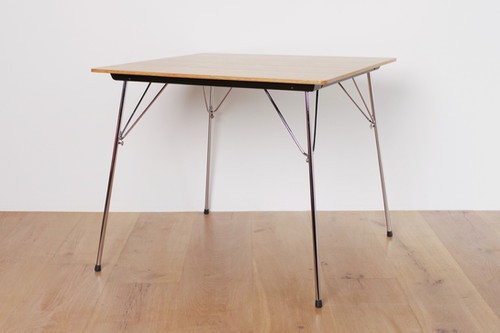 Herman Miller イームズ DTM-2 テーブル vitra DTM-2 / Herman Miller, Vitra | BUILDING