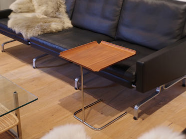 Tray Table #4950 / Herman Miller