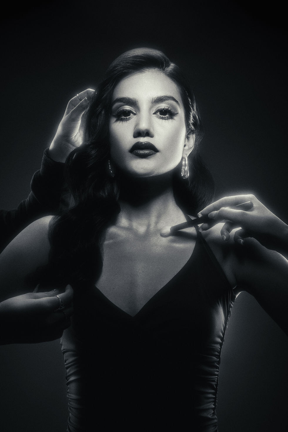 vintage-bollywood-beauty-editorial-portrait