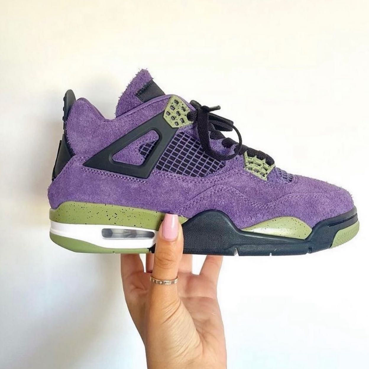Air Jordan 4 “Canyon Purple”