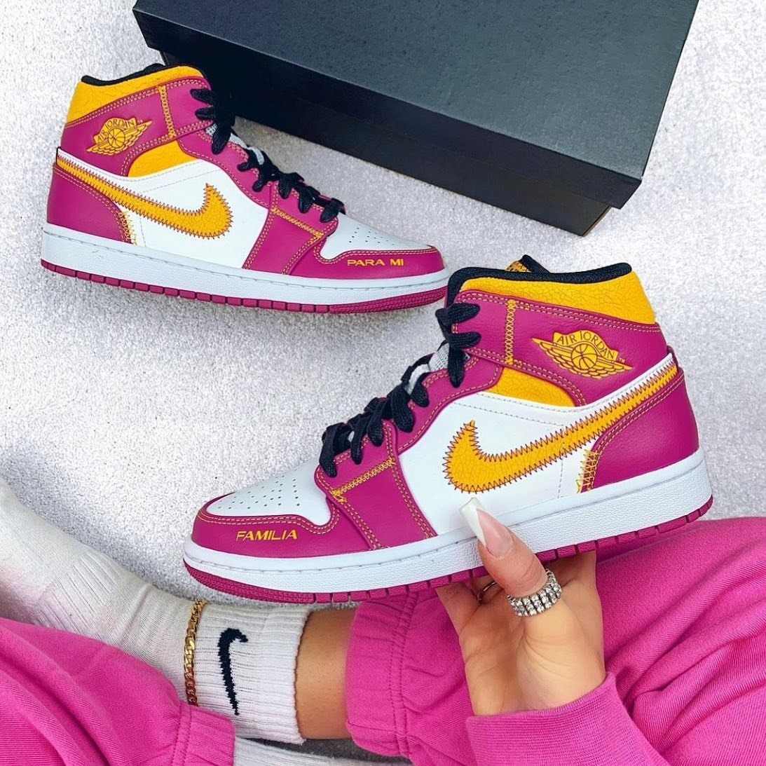 Air jordan 1 midfamilia clearance