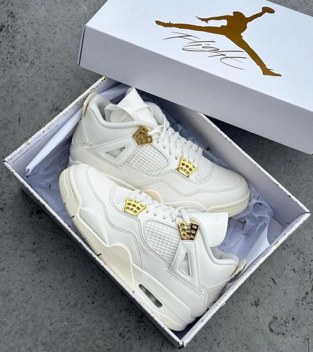 Sneakers Jordan Blanco Con Dorado Zapatos Nike Jordan Retro Unisex