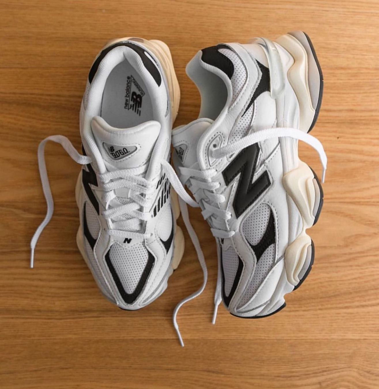 New Balance 9060 “White Black”