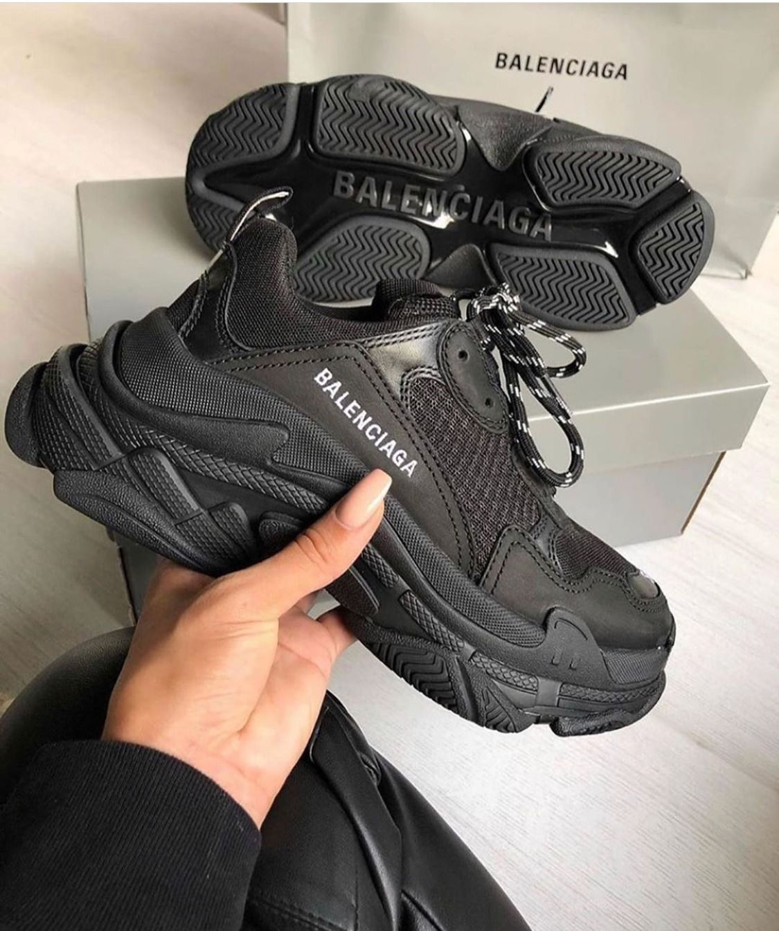 Balenciaga Triple S Black
