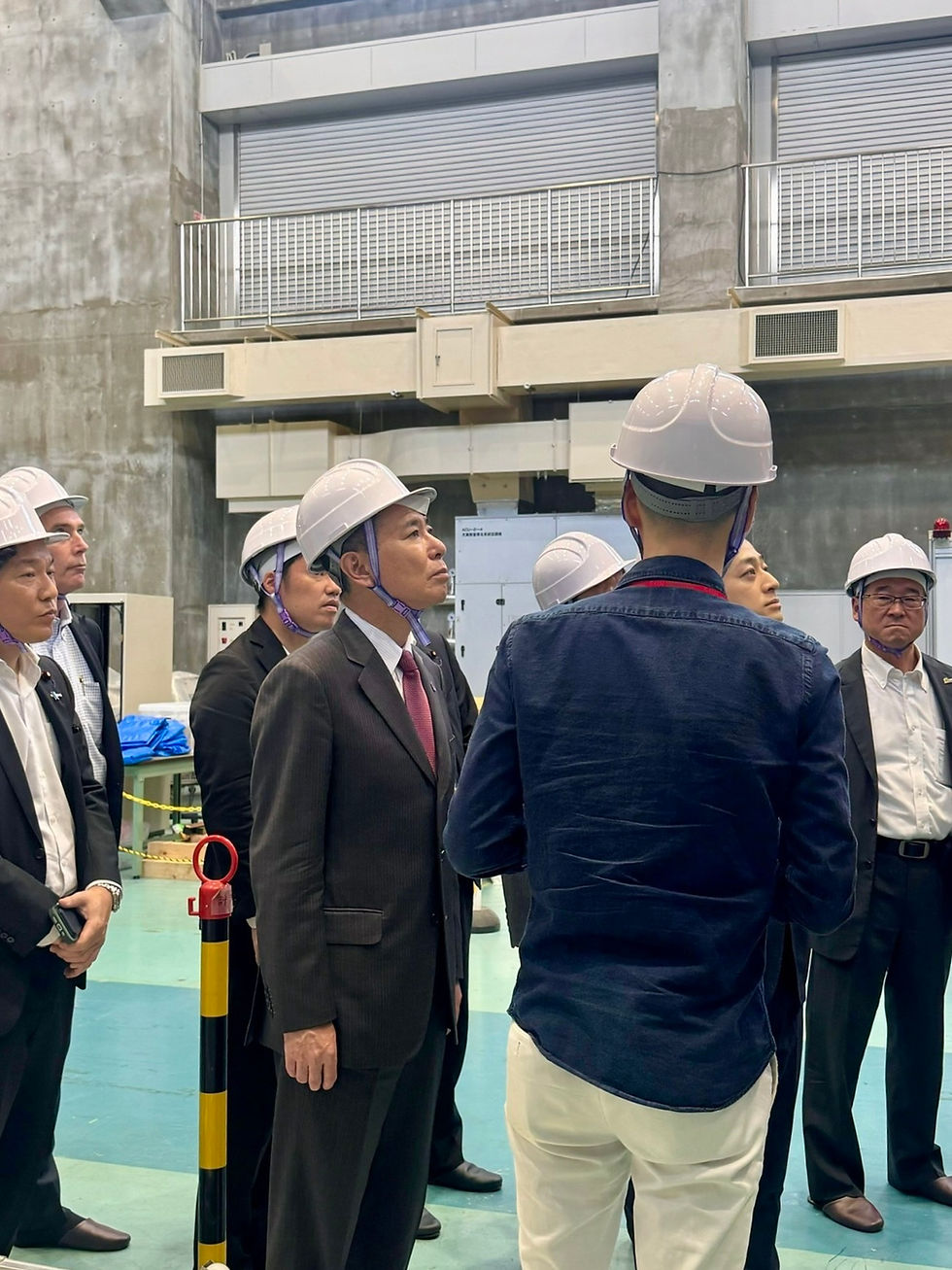 日本維新の会有志の皆様に「Helix HARUKA」建設地を視察いただきました