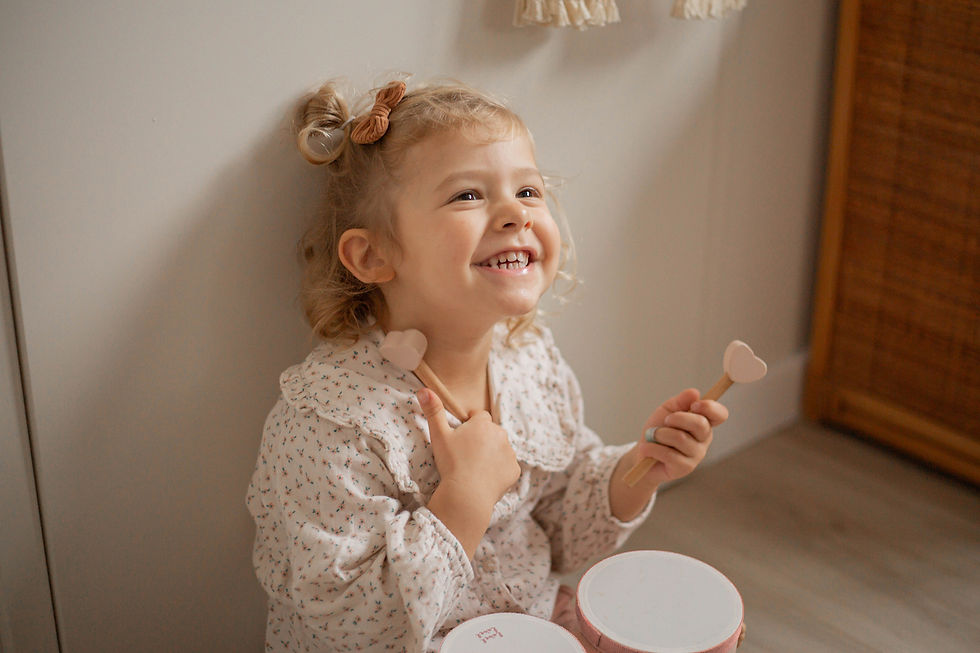 LLWT-04335 - 5420067904335 - Pink Wooden Bongos - 04