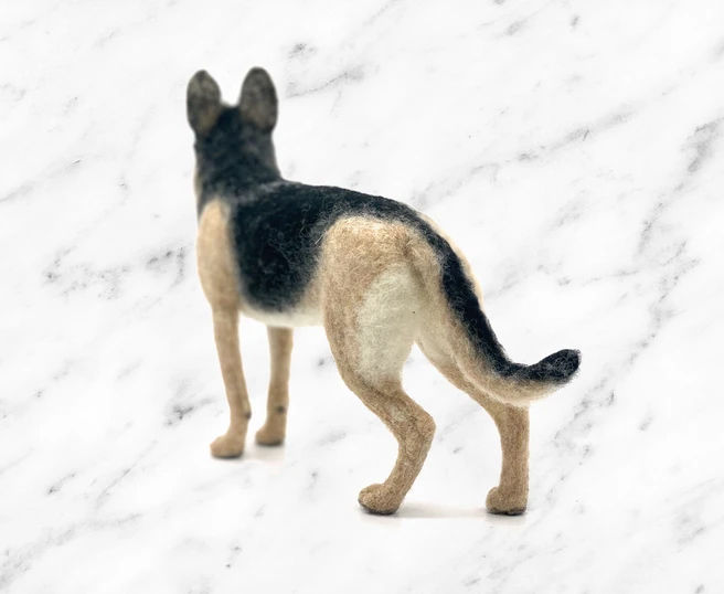 Miniatura: Georgi the German Shepherd Needle Felting Kit