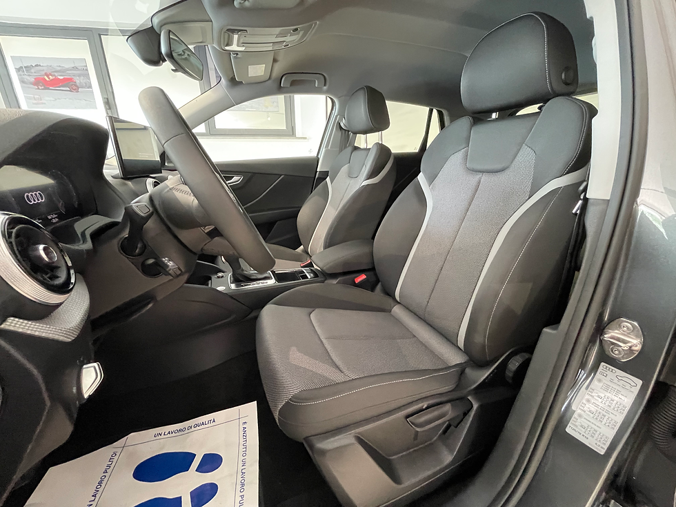 Miniatura: AUDI Q2 35 TDI 150cv S tronic "S Line Edition"
