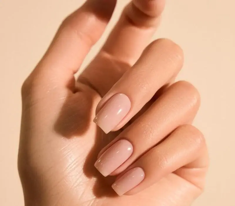 Hand_and_Nail_Care_Routine_for_Healthy_Beautiful_Nails_4.webp
