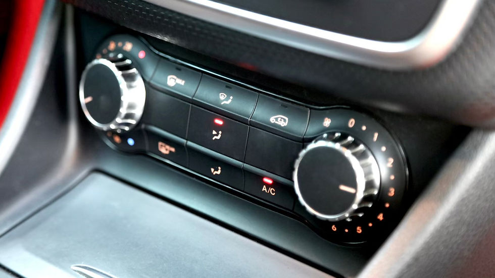 ภาพขนาดย่อ: 2014 Mercedes Benz A180