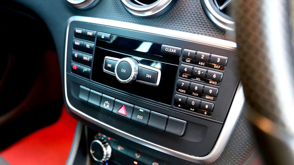 ภาพขนาดย่อ: 2014 Mercedes Benz A180