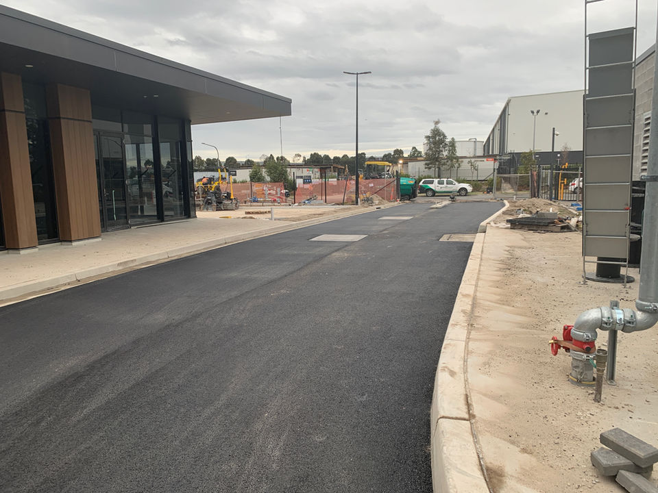 High Quality Asphalt Commercial Carpark With Drainage installed in Sydney