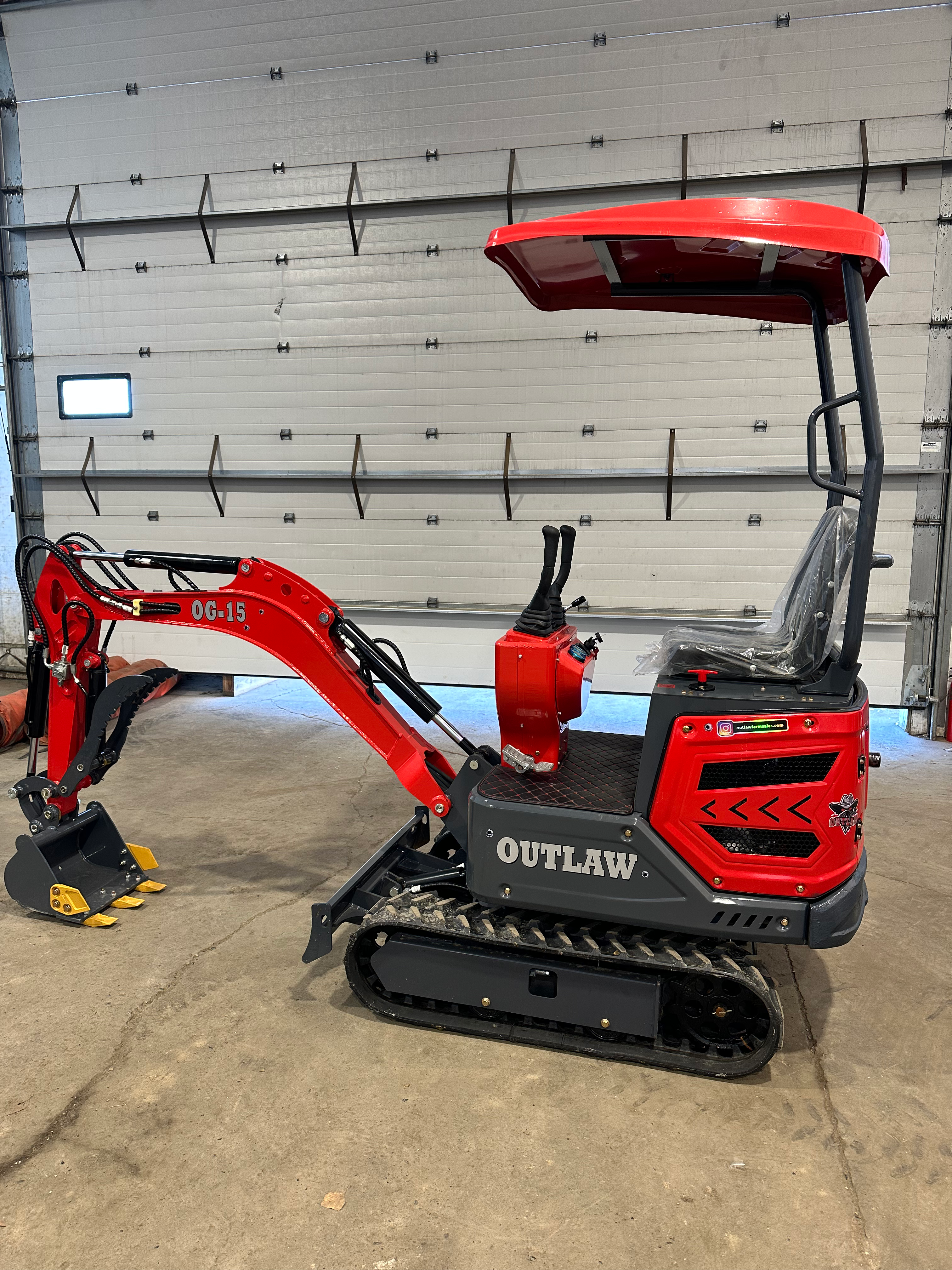 2026 OUTLAW OG15 PREMIUM