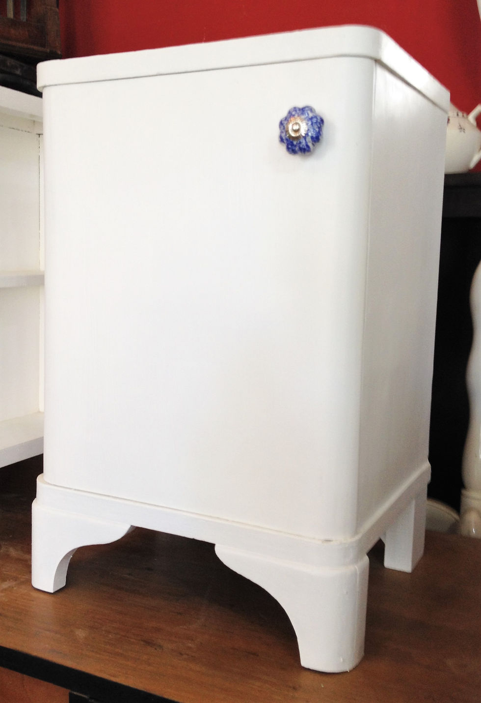 Miniatura: Par de Mesas de Luz Estilo Art Decó