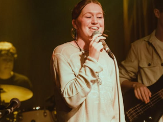 Hetta Falzon: From Glastonbury Stages to Going Viral with ‘Sobering’—Her Journey So Far