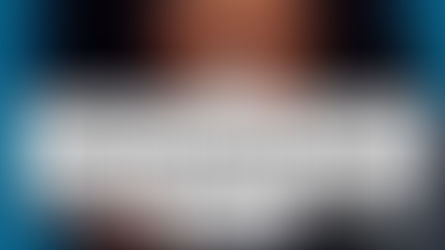 Lòng biết ơn đến Thượng Đế qua nụ cười và giọng hát của cô ấy là cái đẹp của Thiên Đàng