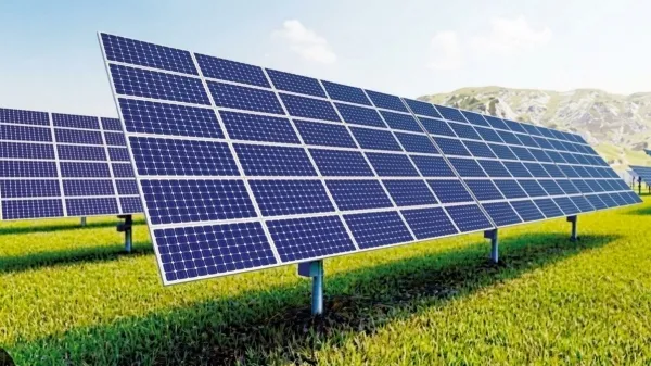 சோலார் முதலீடுகள் தமிழகத்தை விட்டு குஜராத்துக்கு மாறுகிறதா? 2 மாத அனுமதி தாமதத்தால் எழுந்த கேள்விகள்!