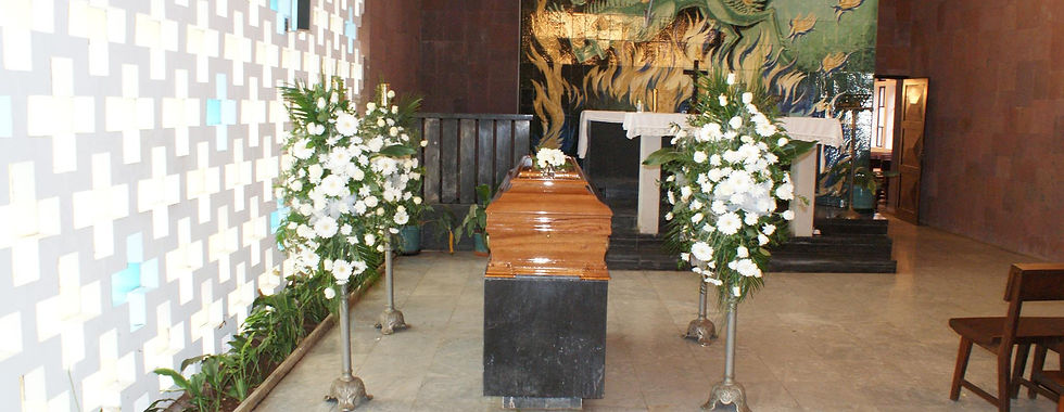 Nós, Agência Funerária Garcês, estamos aqui para ajudá-lo a celebrar a vida dos seus entes queridos e cuidar dos detalhes da despedida! A Vossa famÃlia pode contar com o nosso apoio!