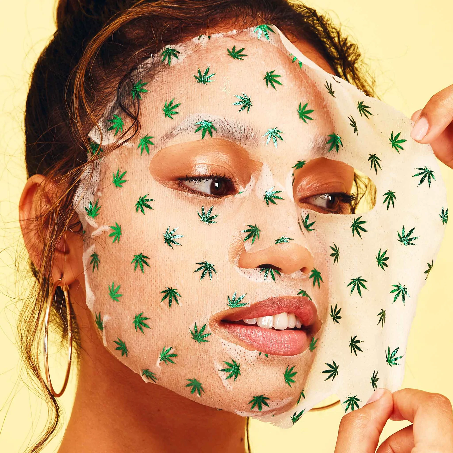 Hemp-Metallic-Model-2_1800x1800.jpg.webp
