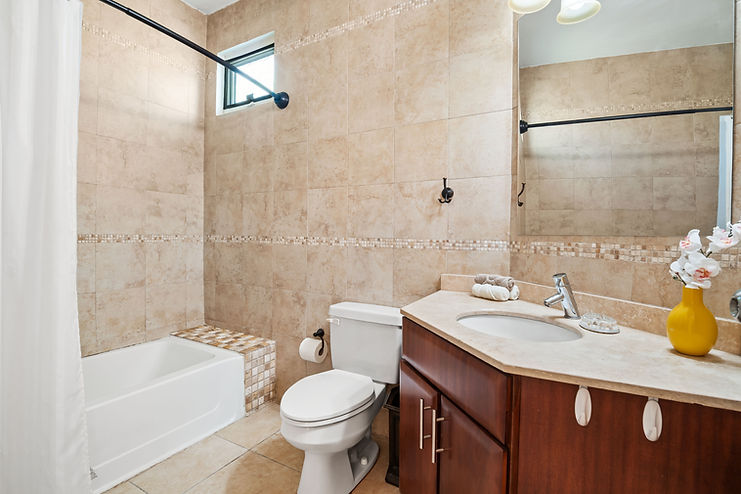 Interior second master bedroom bathroom