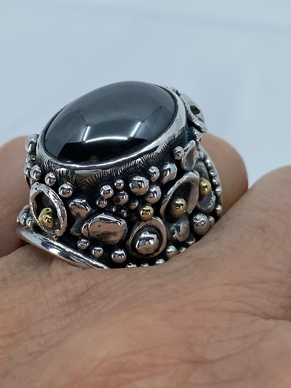 Thumbnail: ref-KAMJR 48   Large hematite cabochon ring