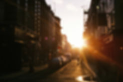 Puesta de sol en una ciudad