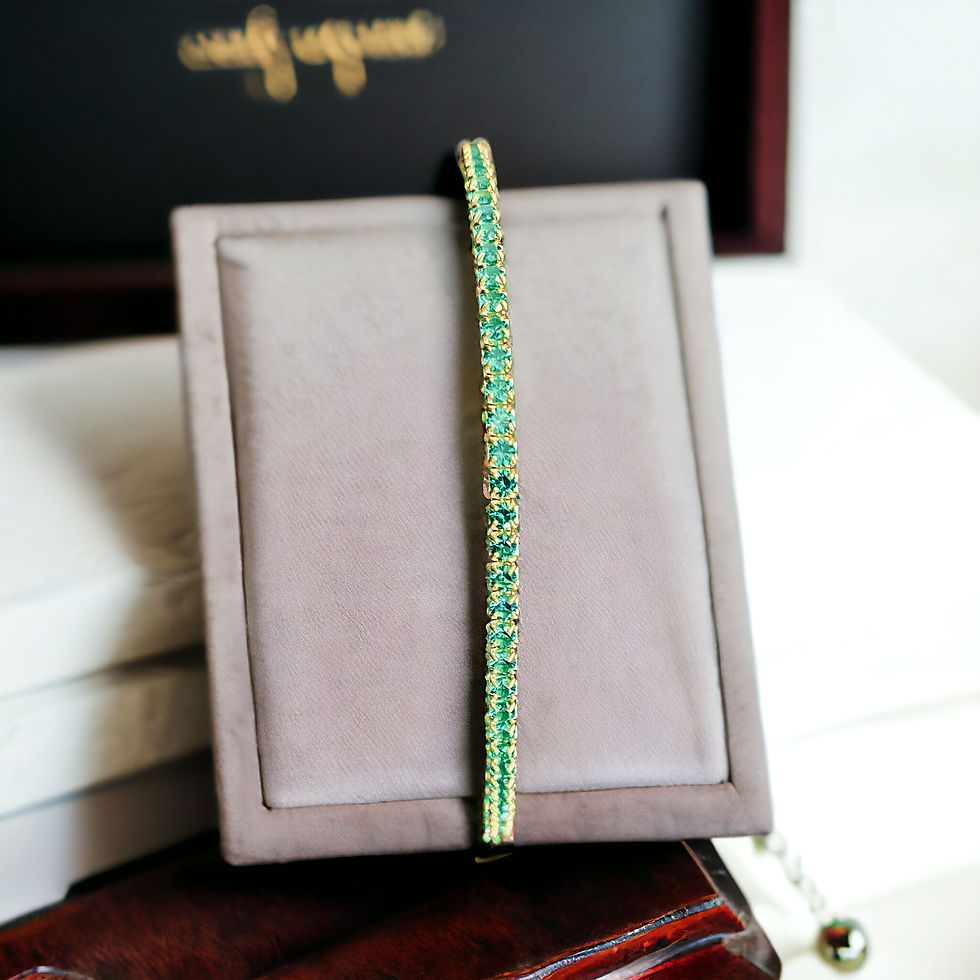 Arcobaleno Vivere Bracelet E with green gemstones