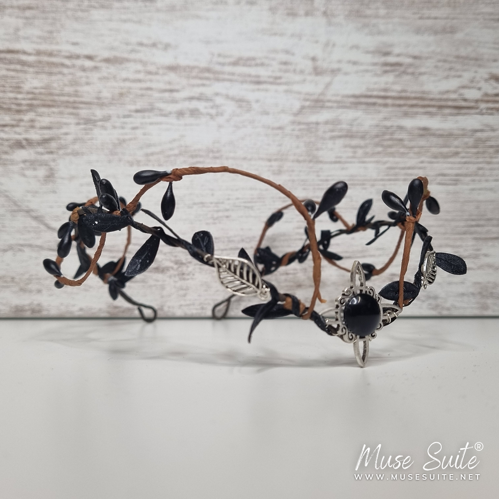 Thumbnail: Tiara Rhiannon - Witche's Knot - Spellbound Knots Line