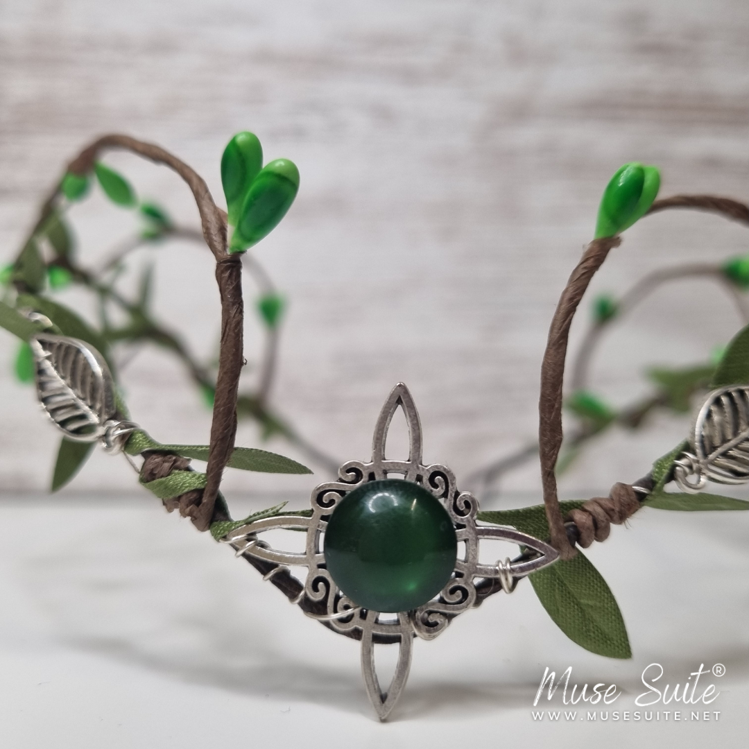 Tiara Rhiannon - Witche's Knot - Spellbound Knots Line