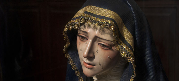 The Catholic Defender: The Novena to Our Lady of Sorrows Day 9