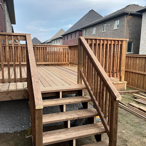 deck builder uxbridge.jpg