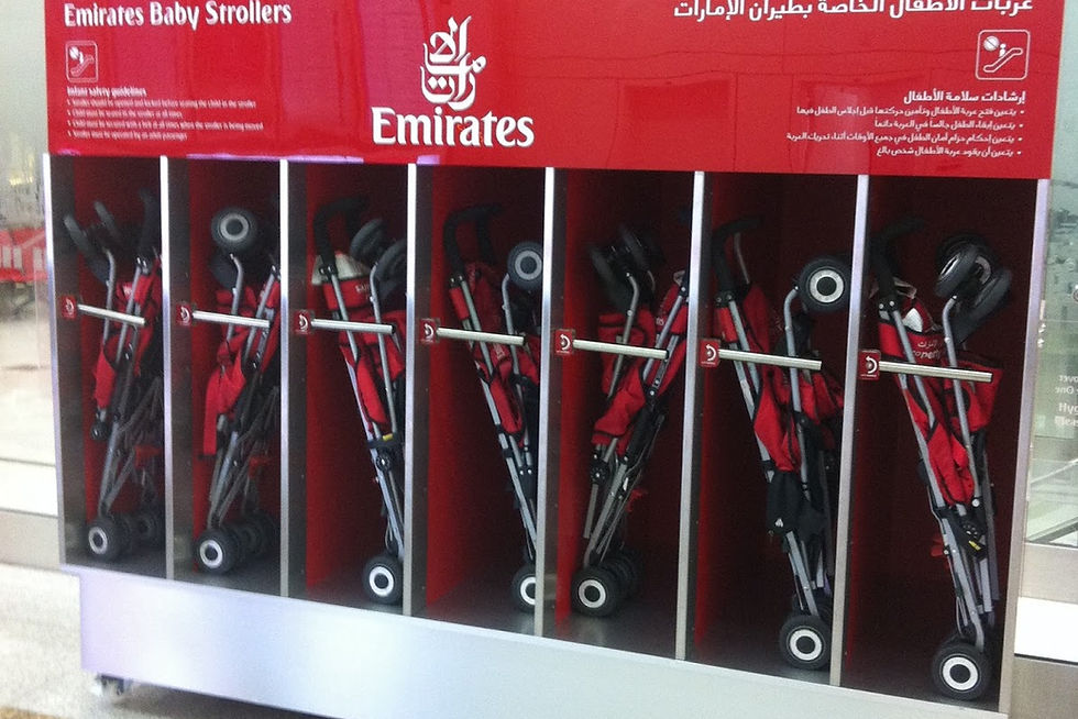 CHEGANDO NO AEROPORTO DE DUBAI,TERMINAL 3. - Mundo A