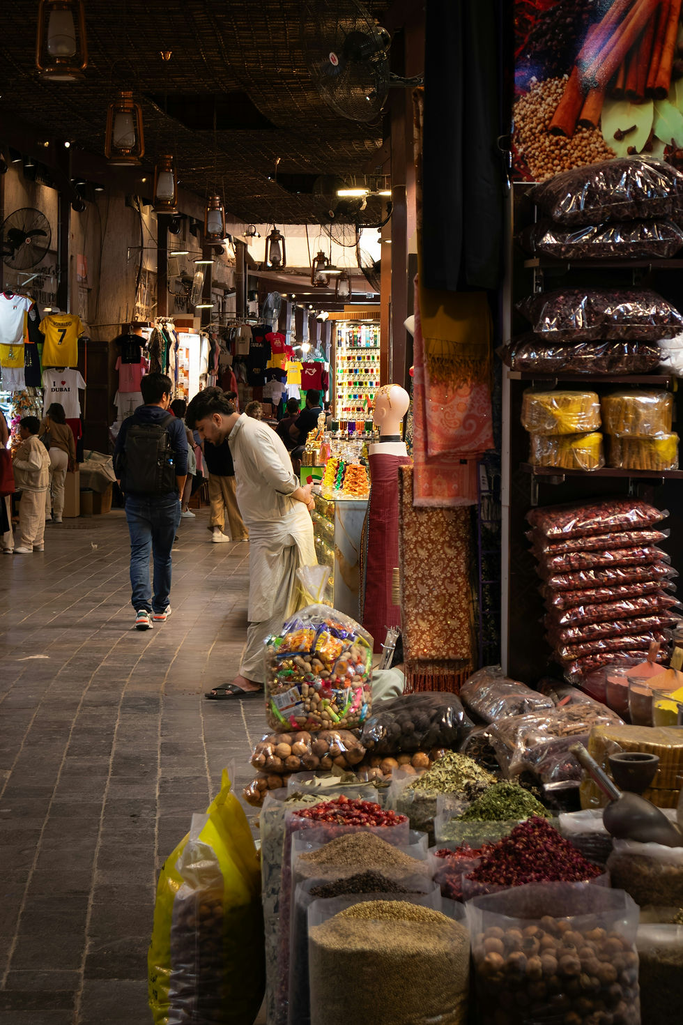 Al Aweer Fruit and Vegetable Market Dubai Guide: Wholesale Prices and Timings 2026