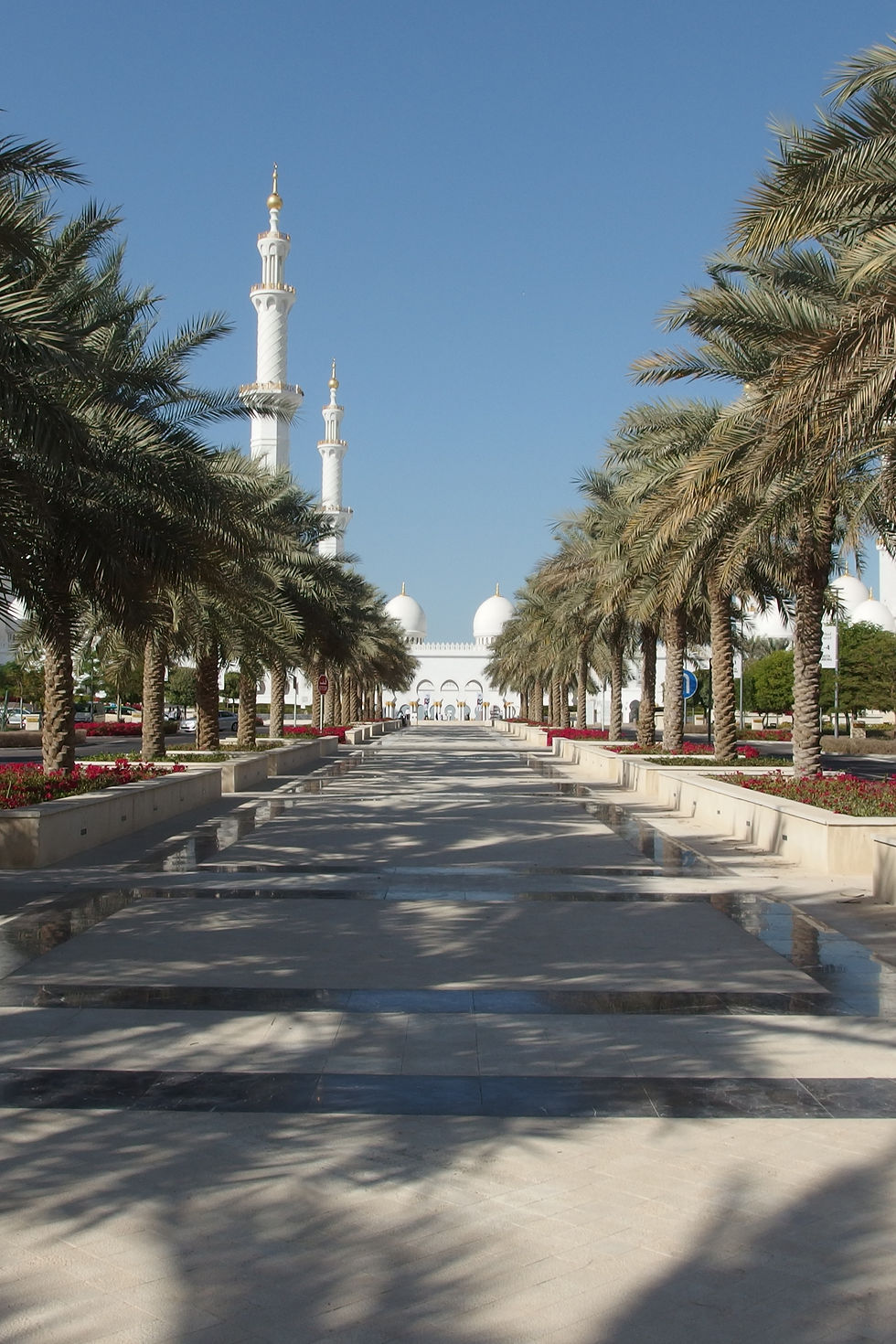 Sheikh Zayed Grand Mosque, Abu Dhabi — federal legal institutions anchor in the UAE capital
