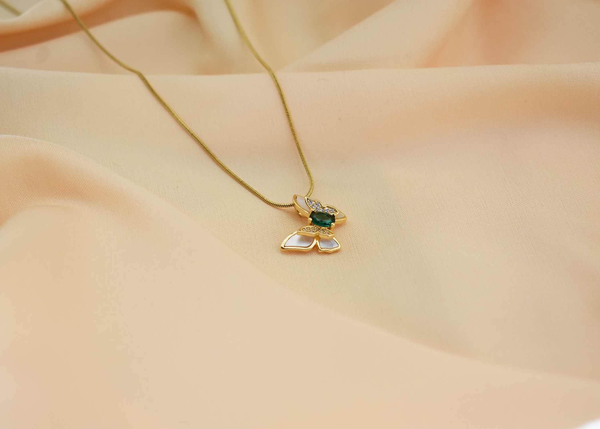 Collier AM47